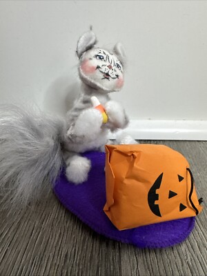 Annalee 2008 Halloween Sweet Tooth Kitty  Kitten with Candy Corn 300208 4  NWOT