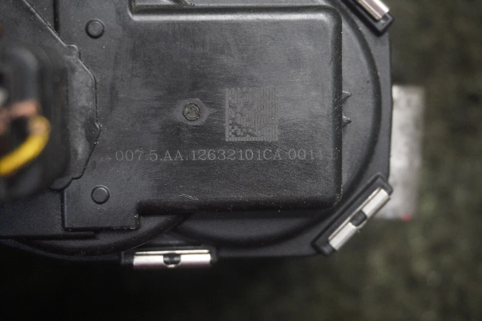 Chevrolet Equinox 2014 2015 2,4 L carrocería del acelerador fabricante original 101 k millas 12632101CA Foto 4 de 4