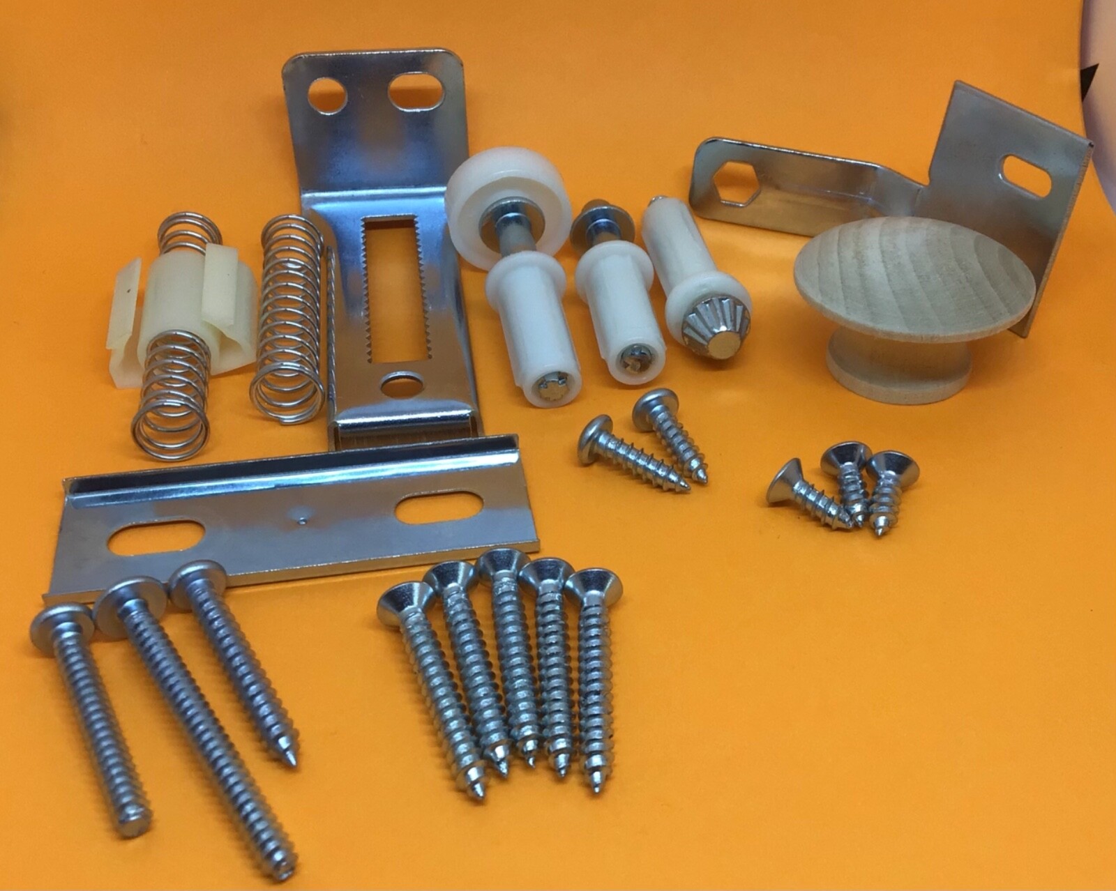 Steel Bifold Door Track for 7/8" top roller guides plus fittings kit