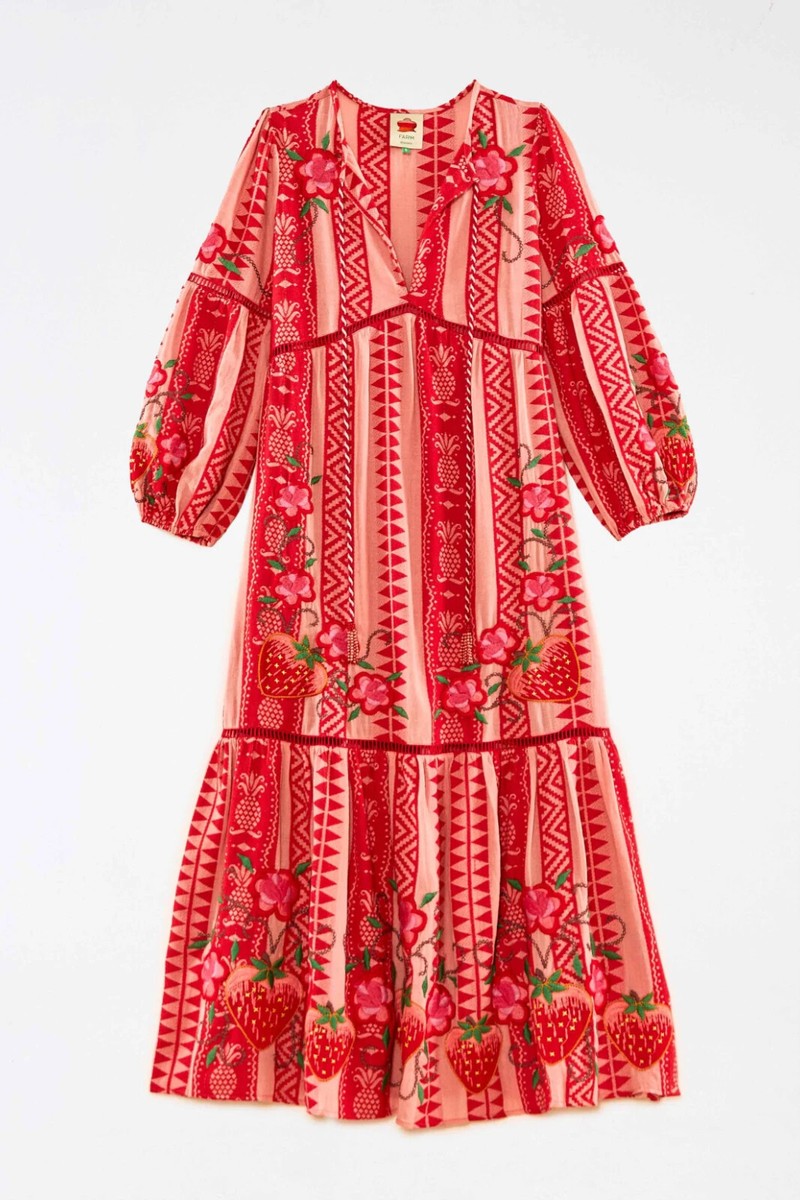 *Farm Rio* 刺繍ワンピース $345 NWT Farm Rio Red And Pink Embroidered Strawberry