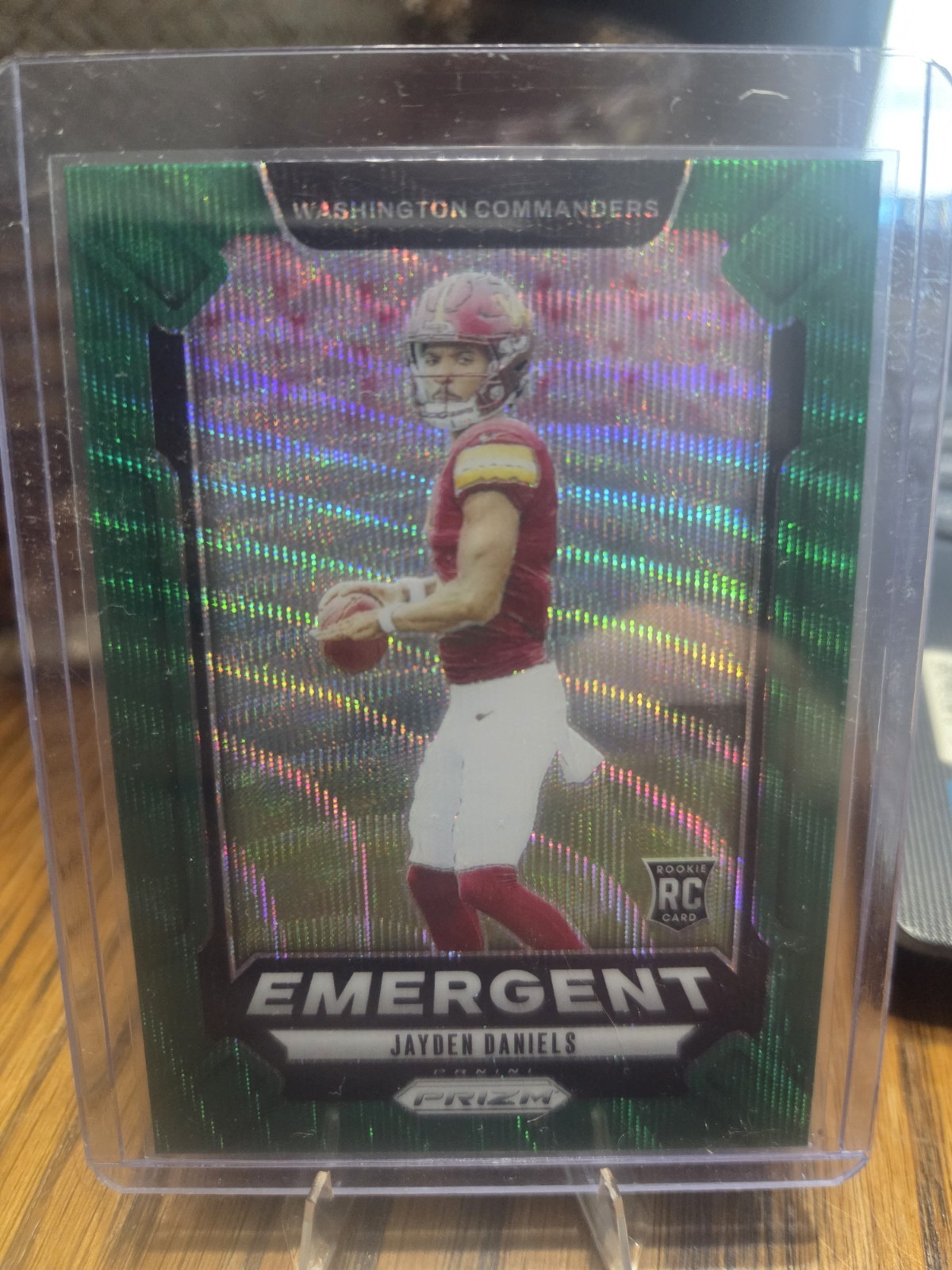 2024 Panini Prizm Emergent Jayden Daniels #2 Green Wave Prizm (RC)🔥🔥🔥🔥
