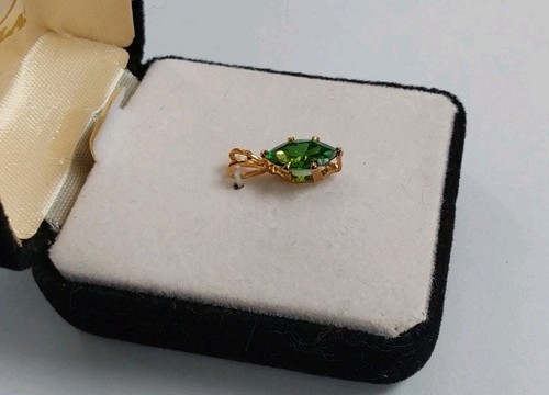 Nikolas Ladies Emerald Goldtone Charm Original Box - Picture 2 of 5