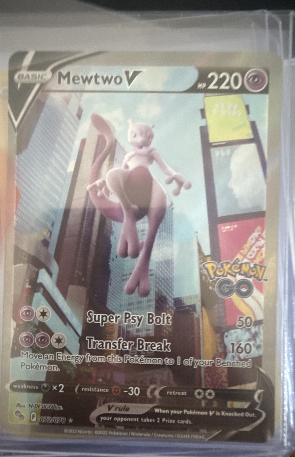 Mewtwo V (Alternate Full Art) 072/078 Pokémon GO Holo