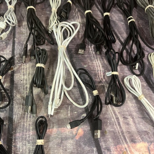 Lot Of 35 - USB-C / USB Micro / Lightning Cables Assorted Style / Lengths - Picture 13 of 19