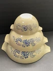 Set 3 Vintage Pyrex Homestead Blue Floral Cinderella Nesting Bowls 441 443 444