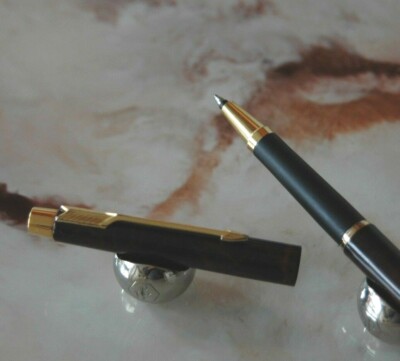 Stylo Roller Parker 180 En Laque "automnale Mouchetée" - Référence G354, Occasion