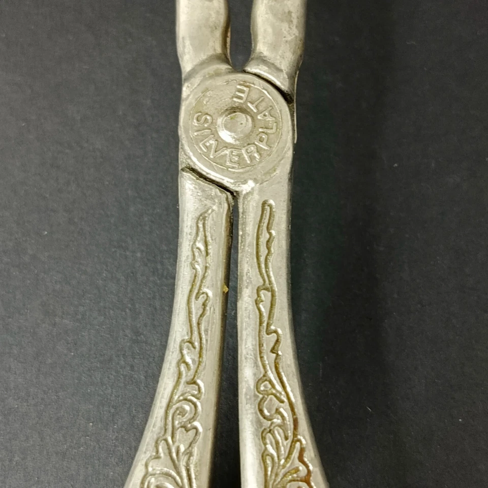 Vintage Tongs Serving England Made For Ornate Style 8.5 Silver-Plated In Scissor - Image 3 of 4