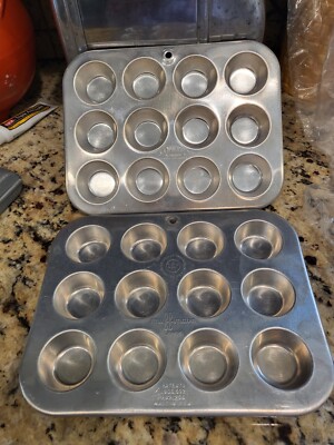 Vintage COMET MUFFINAIRE JR Mini Muffin Tins Aluminum 12 Space Cups Made  USA
