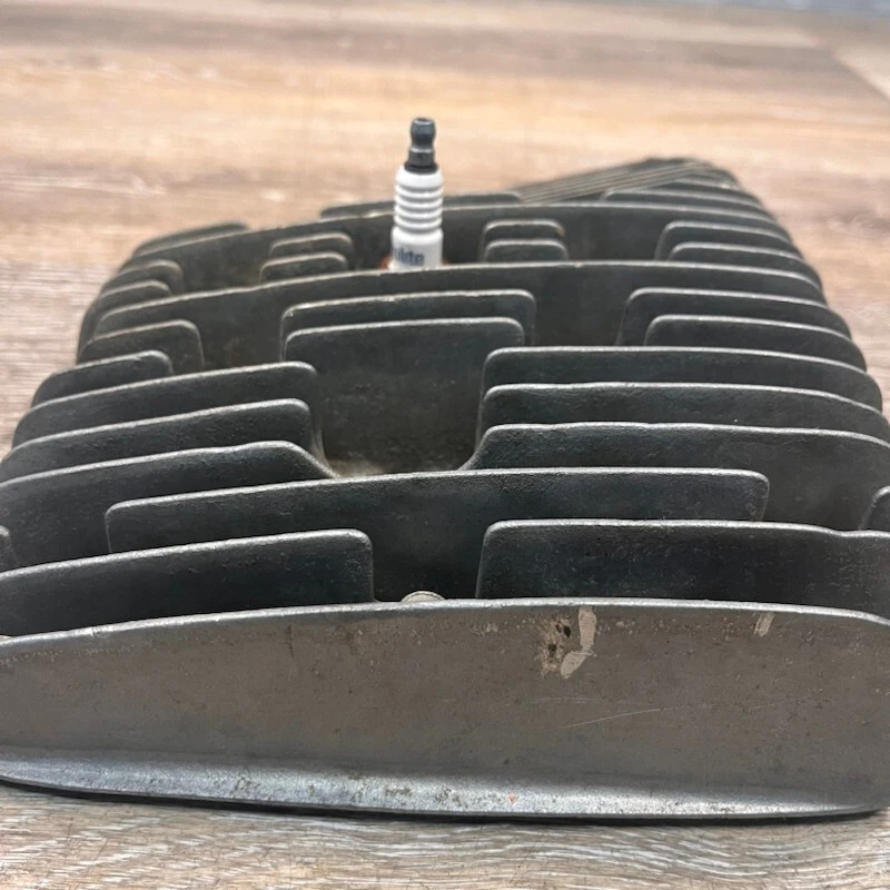 80 81 Can-Am 250 MX-6 1980/Original OEM Bonita culata Foto 4 de 4