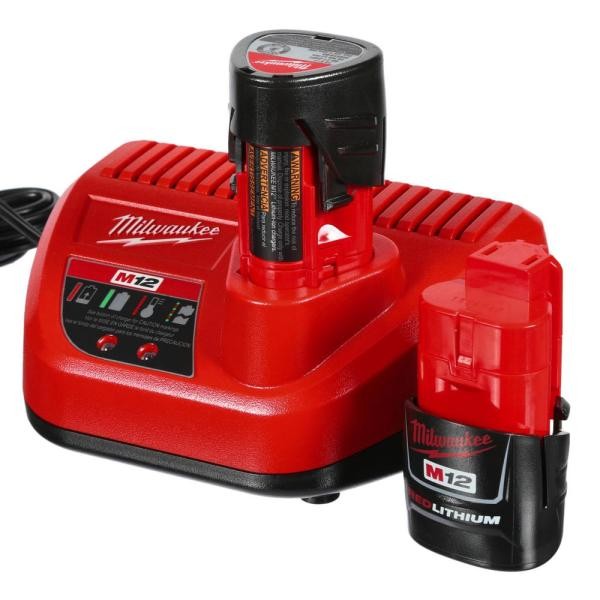 Milwaukee M12 12-Volt Lithium-Ion Cordless 14 in Impact Wrench Kit-2461-22 35590₽