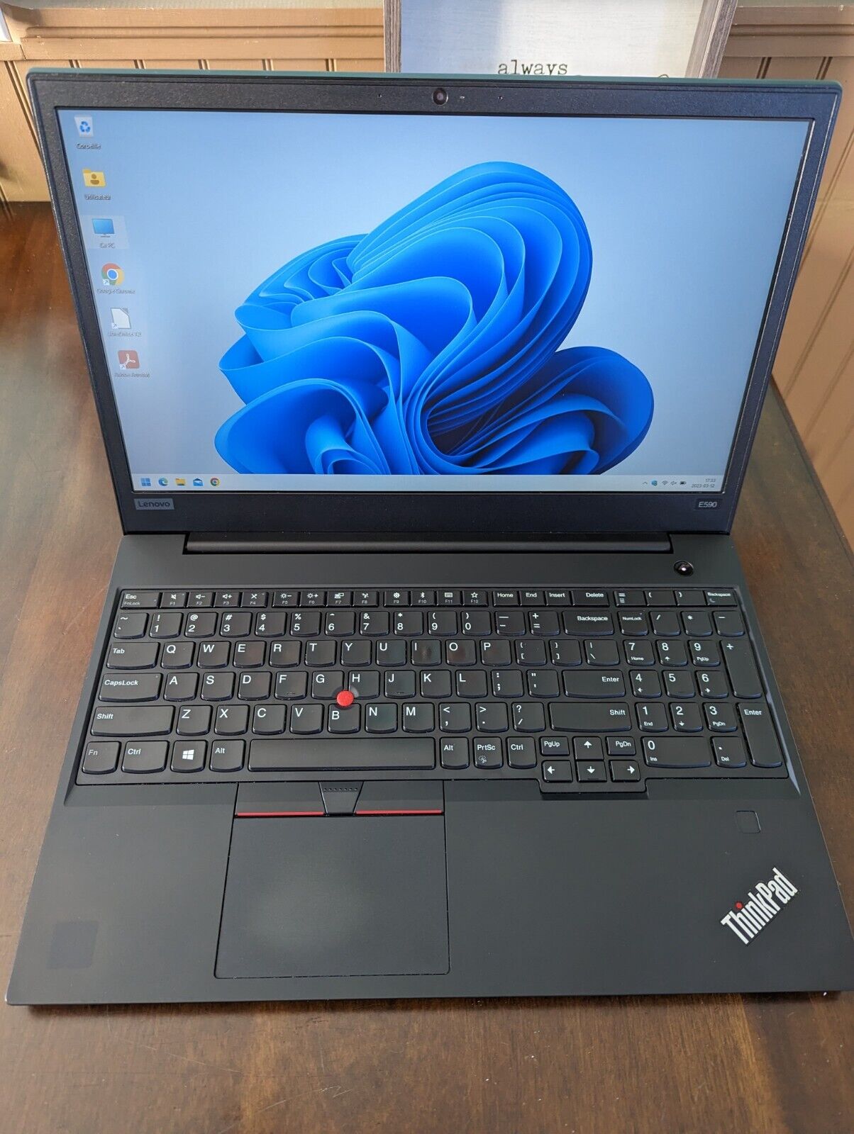 Lenovo ThinkPad E590 Laptop i5-8265U@1.60GHz 256GB M.2 8GB RAM