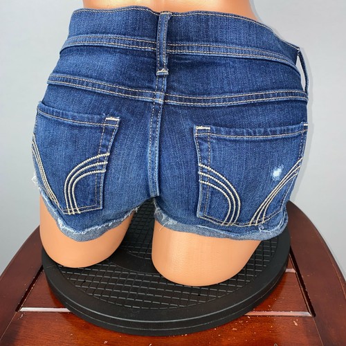 Hollister Juniors 3 Distressed Cuffed Short-Short Low Rise Act W 28.5 x I 2 AU3 - Picture 4 of 8