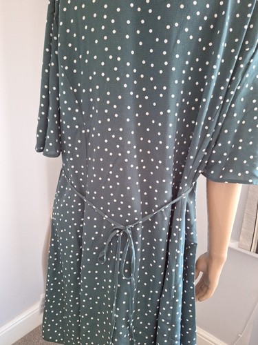Asos Ladies Green Spot Summer Dress Size 22 BNWT - Picture 8 of 12
