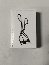 Shu Uemura eyelash curler