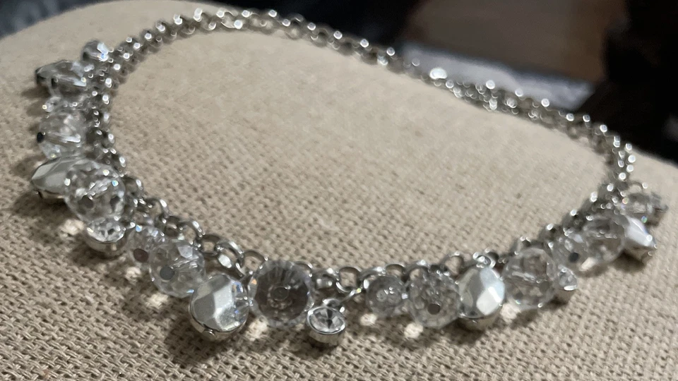 Collar Moda Paparazzi con “Tono Plata” Foto 4 de 4