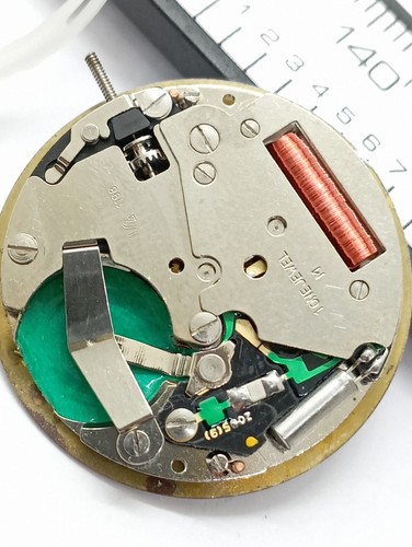 Vintage ISA 1198 BEUCHAT Working Watch Movement Hands Stem Movement Holder