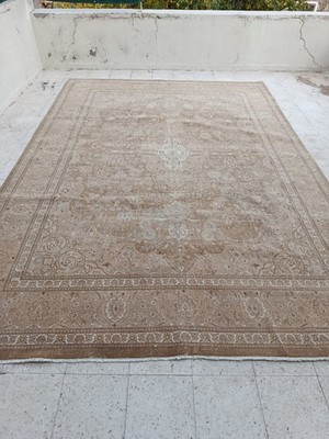 OversizVintage Caucasian Area Saloon Rug, 8.9x12.5ft, Antique Beige Oriental Rug