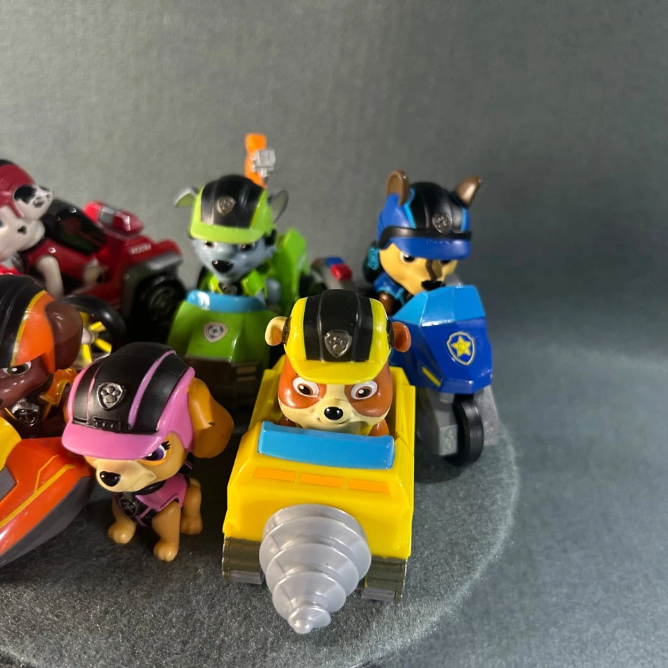 Lote de figuras y vehículos Paw Patrol Mission Paws Spin Master Chase Marshall Skye Foto 4 de 4