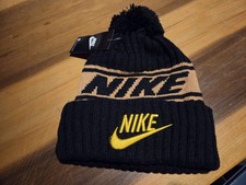 NIKE BLACK GOLD ADULT KNIT BEANIE. NEW