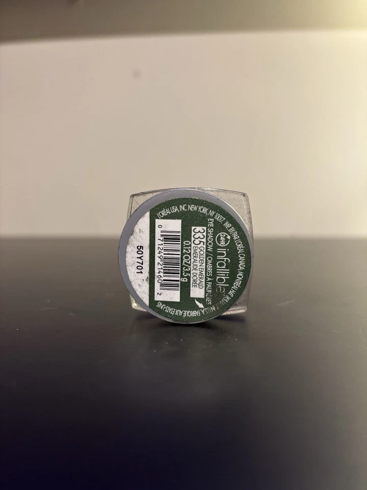 L'OREAL Paris Infallible 24 HR Eyeshadow 335 GOLDEN EMERALD - 0.12 oz. (3.4 g) - Image 2 of 3