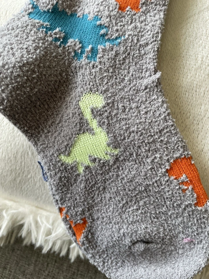 Acogedores calcetines que brillan en la oscuridad con estampado de dinosaurios calcetines de lana talla 6-8 zapato talla 10-4  Foto 3 de 4