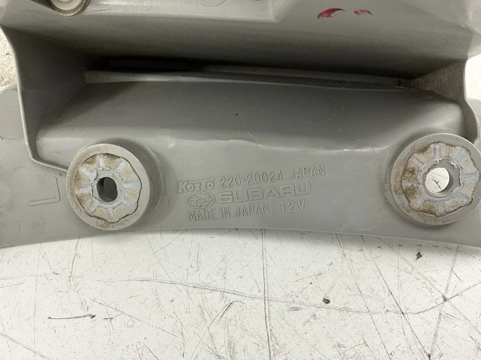Luz trasera izquierda Subaru Impreza 2008 22020024 OEM Foto 2 de 4