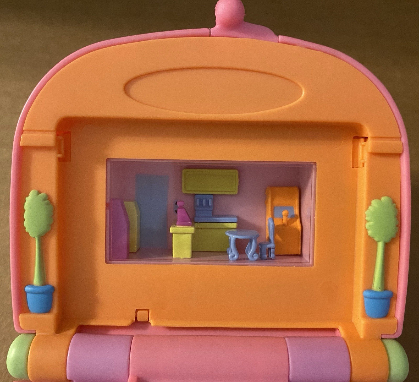 Pixel Chix Love 2 Shop Mall Food Court Boutique - 2005 Mattel Tested Working