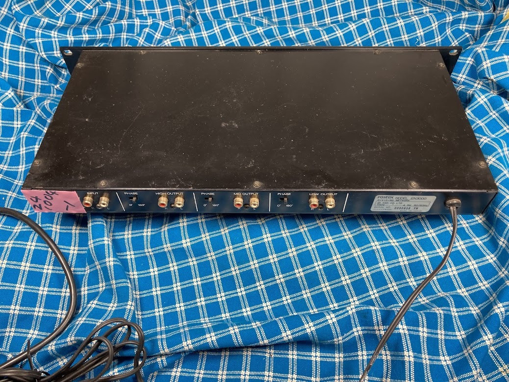 Fostex 2Way-3Way Selection En3000 Channel Di-Vider Complete Fostex 2Way-3Way Selection En3000 Channel Di-Vider Complete