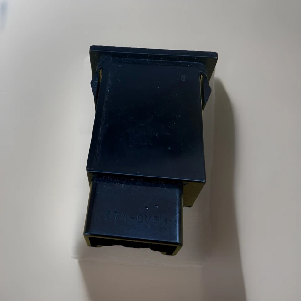 Interruptor de tracción Toyota 4runner 2001-2002 Trac Off Foto 3 de 4