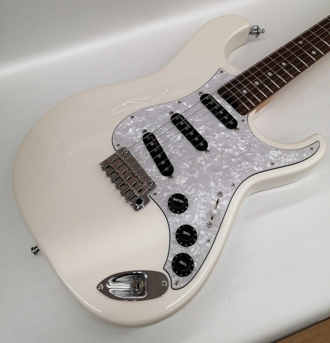 ギター Killer Violator Deacon / R Pearl White Killer KG-VIOLATOR DEACON (Pearl White) | Reverb