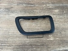 Porte arrière et accessoires Mitsubishi PAJERO