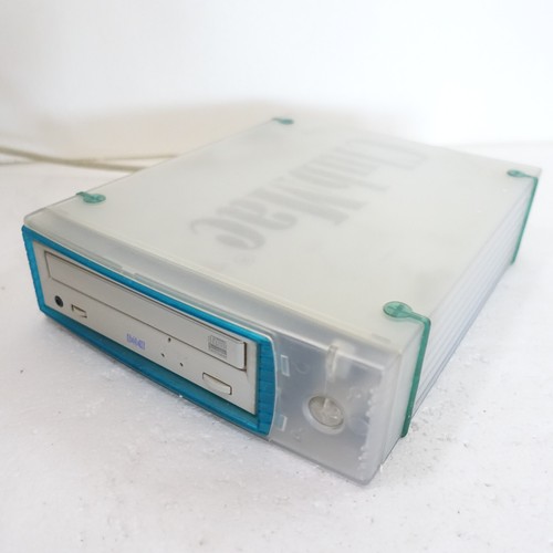 Vintage ClubMac Yamaha 6X/4X/16X SCSI CDRW 50W Universal External Termination - Afbeelding 3 van 10