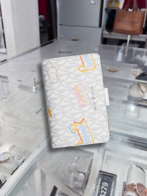 Michael Kors  Ladies Small Medium MK Signature Bifold Zip Coin Card Wallet White