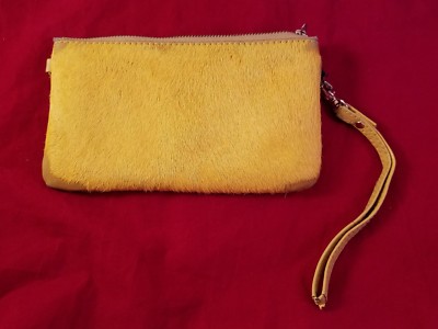Monserat De Lucca Gelbe Leder Kalbshaar Wristlet Clutch Tasche Mit Kartenfächern