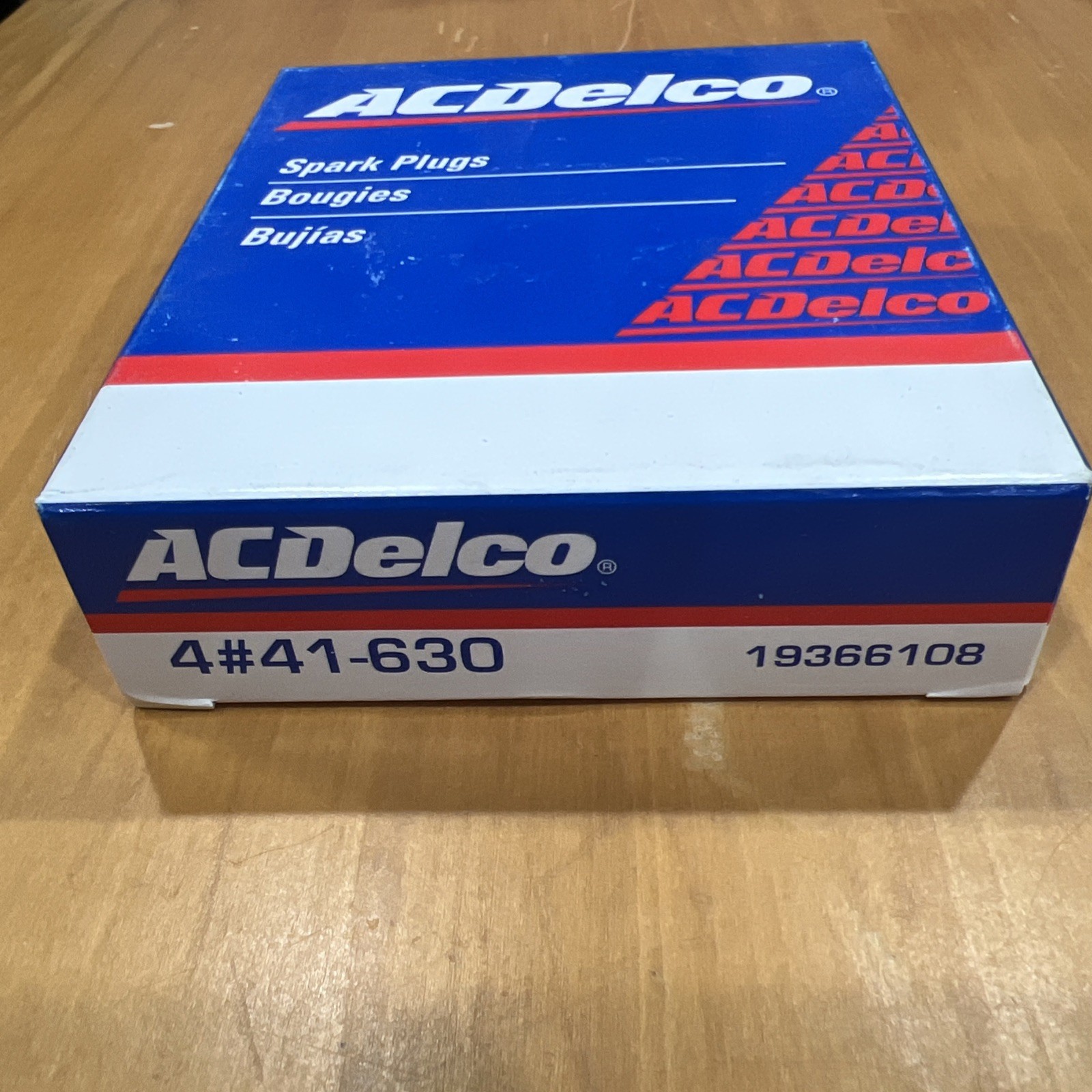 ACDELCO 41-630 SPARK PLUGS 41 630 Chevrolet Oldsmobile Buick Lot of 4