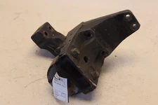 2018-2023 PETERBILT 579 PACCAR FRONT LEFT SIDE CAB MOUNT BRACKET A85-6136 OEM