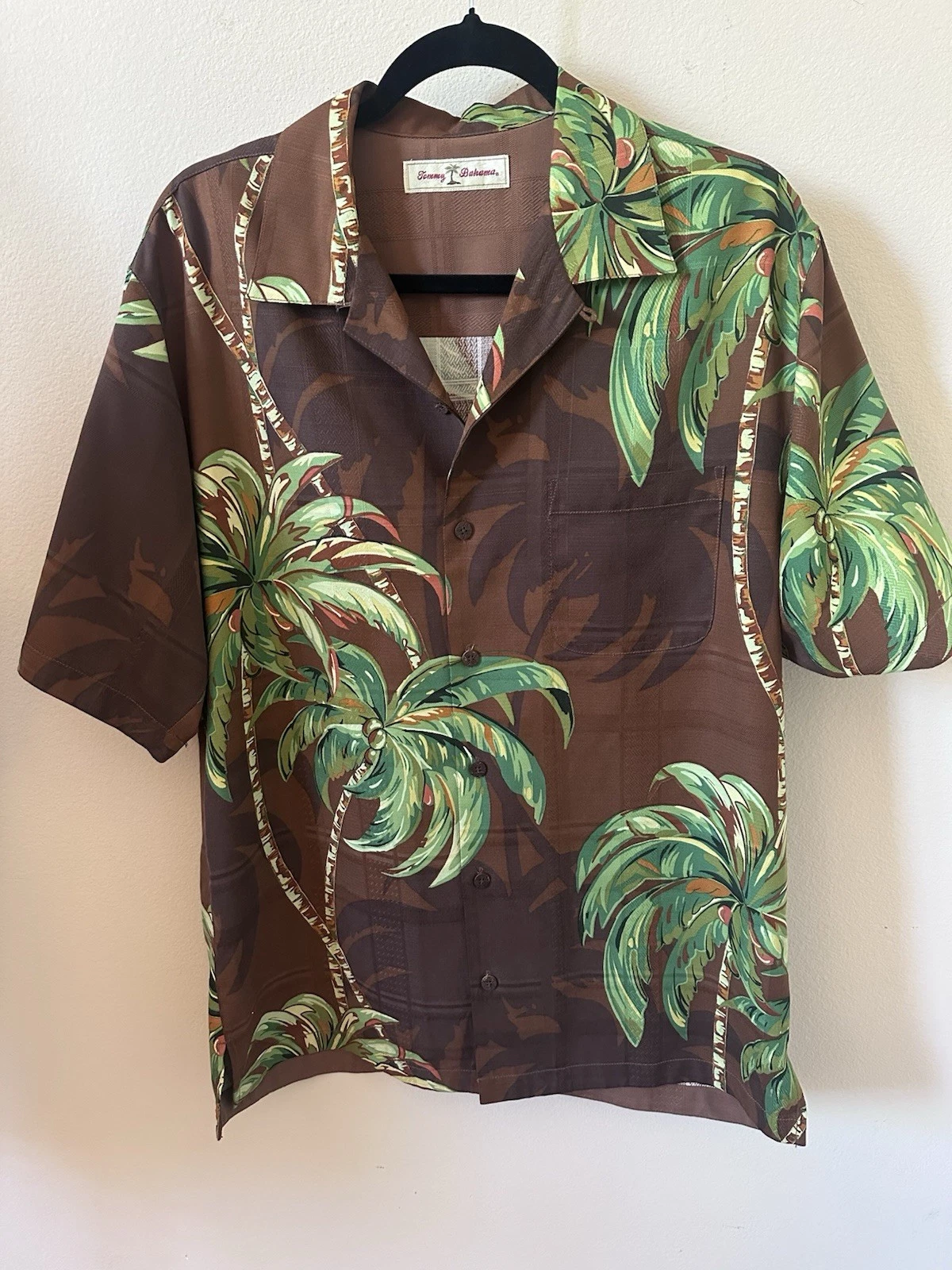 Tommy Bahama Silk Hawaiian Shirt Brown Tropical Palm Trees men’s sz S
