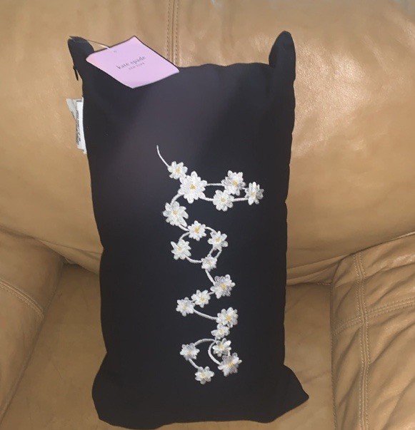 New KATE SPADE Set 2 Black White Daisy 'Love' Throw Pillow Spring / Summer NWT thumbnail 7