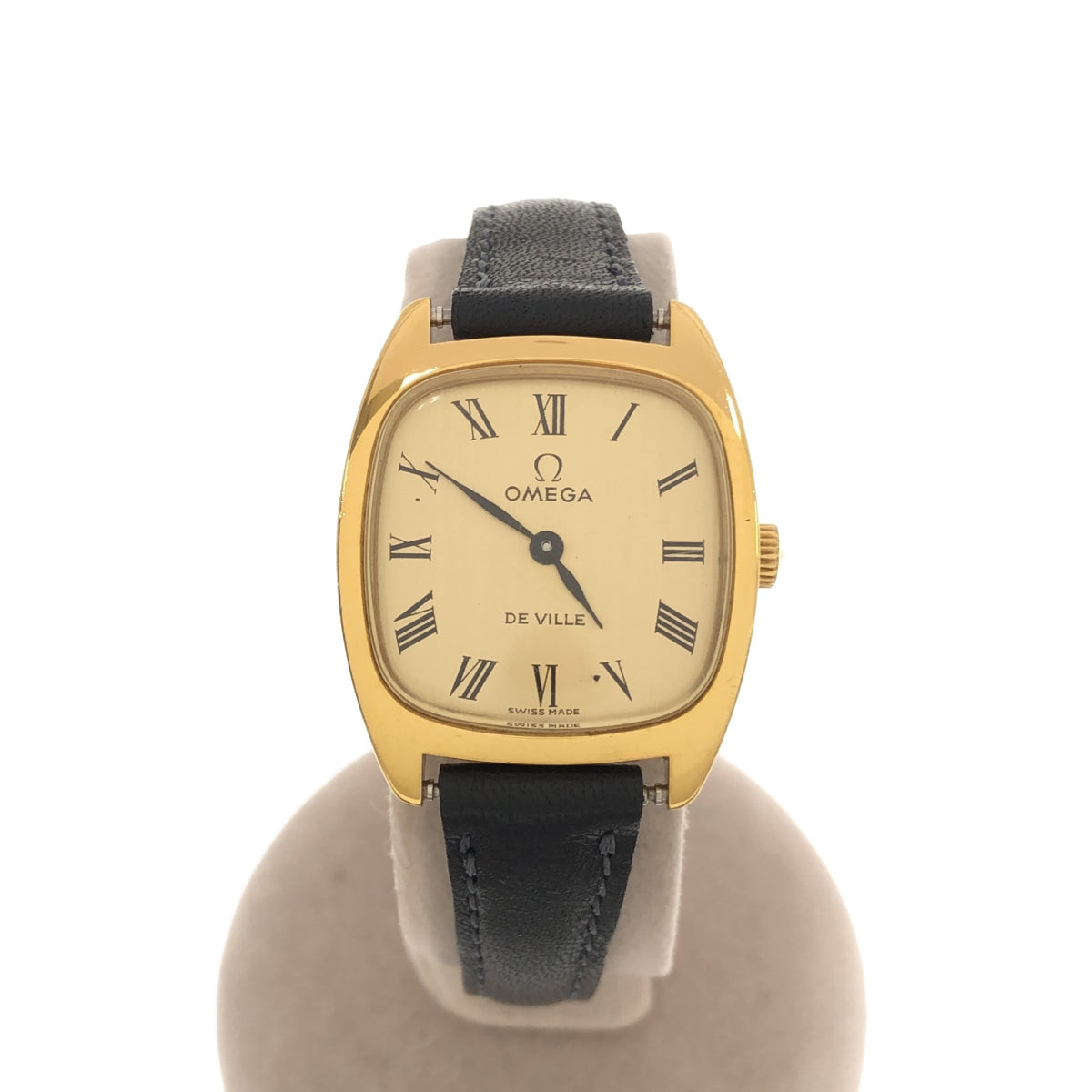 Discover the OMEGA De Ville 511.0531 with cal.625 hand-wound square gold dial