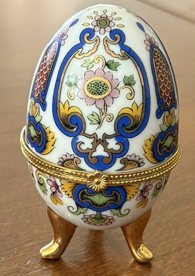 Vtg Porcelain Egg Shaped Hinged Trinket Box Multi Color Floral Gold Footed 4 x2 