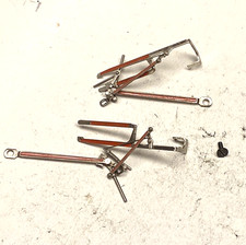 Märklin HO 003 169-9-- GESTÄNGE links u. rechts mit SCHRAUBE    -- 128/26