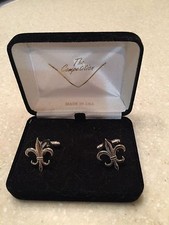 Gorgeous fleur de lis silver cufflinks NEW in box