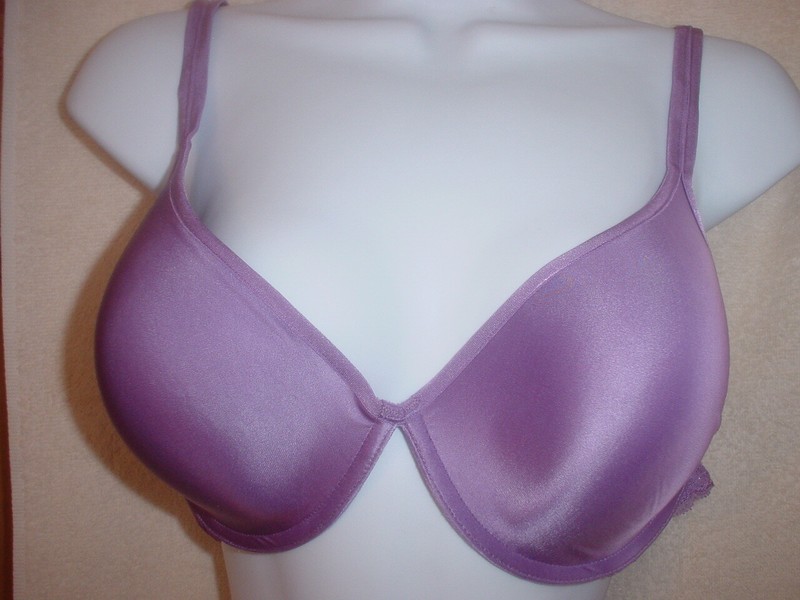 Wacoal 85345 Body Glow Seamless Irregular Semi-Perfect 36D Purple NWOT