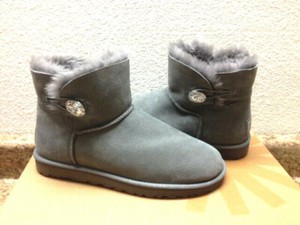 ugg bailey button bling 39
