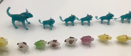 Mundgeblasenes Glas Handarbeit mehrfarbig Miniatur Kamele, Vielfraße und Schweine - Bild 6 von 15