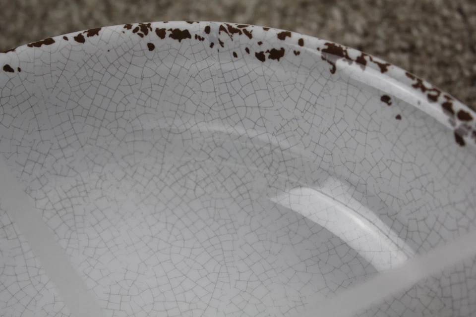 Tigelas de macarrão rachado branco Tommy Bahama 9" grande borda marrom rústica conjunto de 4 novas com etiquetas - Imagem 2 de 4