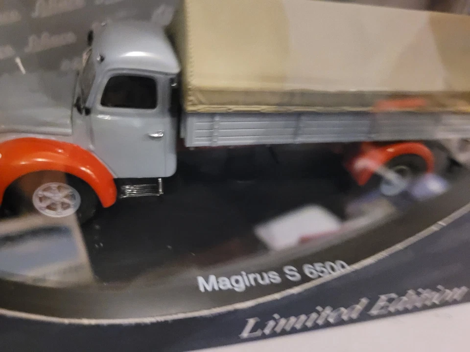 Magirus S 6500 Bâché Gris Et Rouge Schuco 1/43 - Photo 2/4