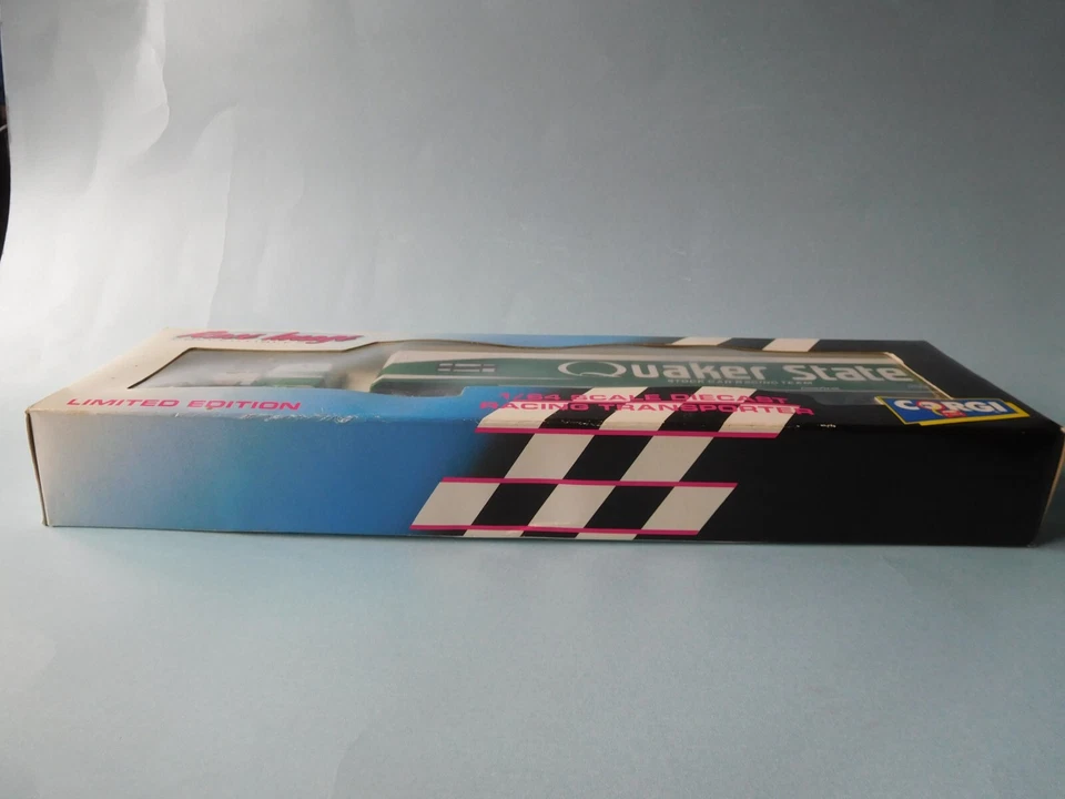 CORGI RACE IMAGE KENWORTH STOCK CAR RACING TEAM, QUAKER STATE FORD. 1:64 MIB - Image 2 of 4