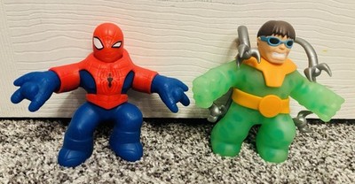 Heroes of Goo Jit Zu Marvel Spider-Man vs Doctor Octopus Stretchy Figure Set