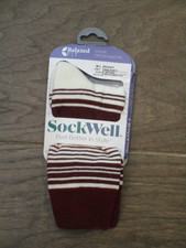SOCKWELL WOMEN'S EASY DOES IT RELAXED FIT COMPRESSION SOCKS CRANBERRY SIZE M-L